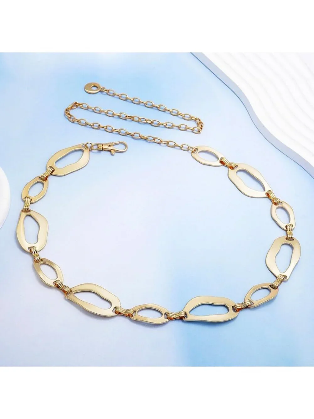 Stylish Chunky Waist Chain for Women - Trendy Belt Accessory for Dresses